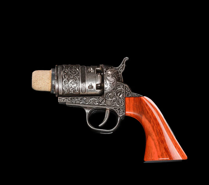 Doc Holliday 10 Year Old Straight Bourbon Whiskey & Revolver Set